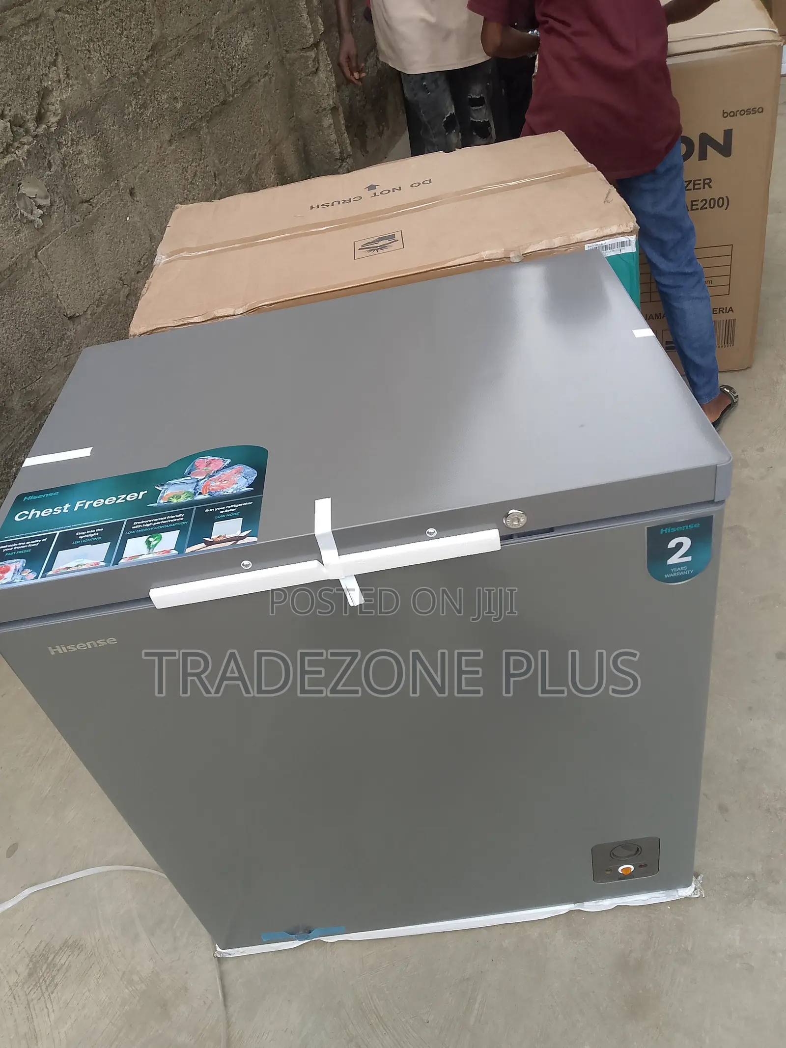 198L Hisense Freezer – Great for Homes & Shops
