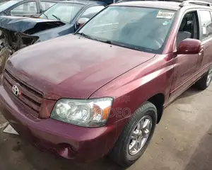 Toyota Highlander 2005 Burgundy