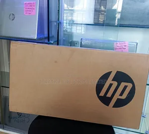 New Laptop HP EliteBook 840 G10 16GB Intel Core i7 SSD 512GB