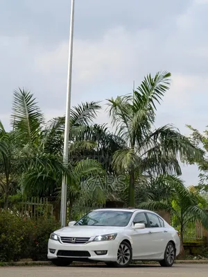 Honda Accord 2013 White