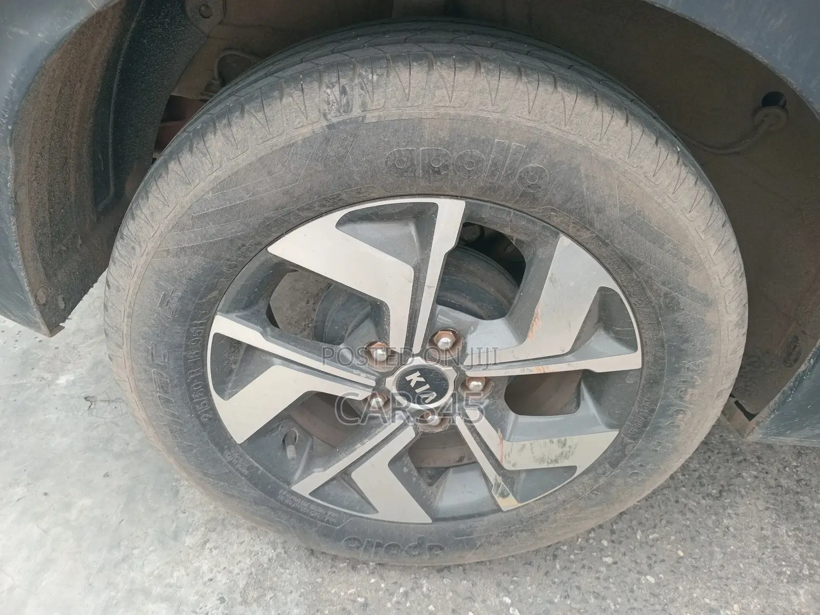 Kia Sonet 2021 Gold