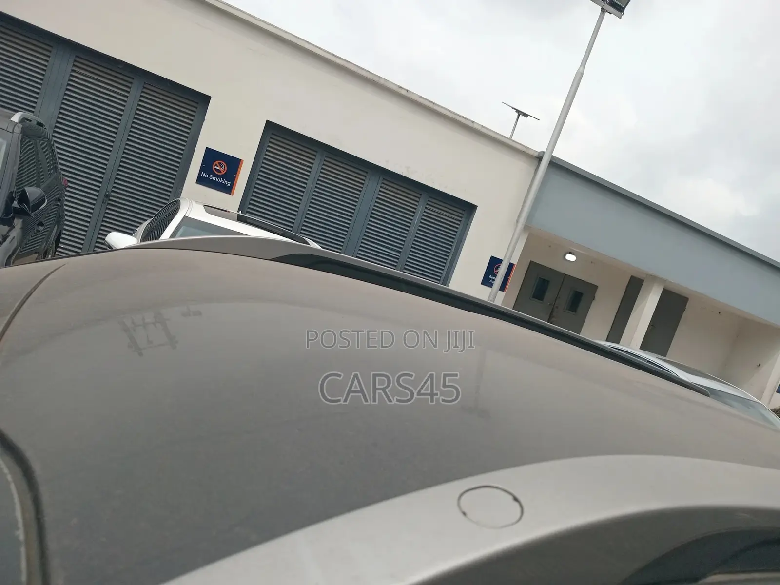 Kia Sonet 2021 Gold