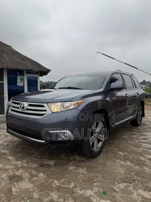 Toyota Highlander Limited 2012 Blue
