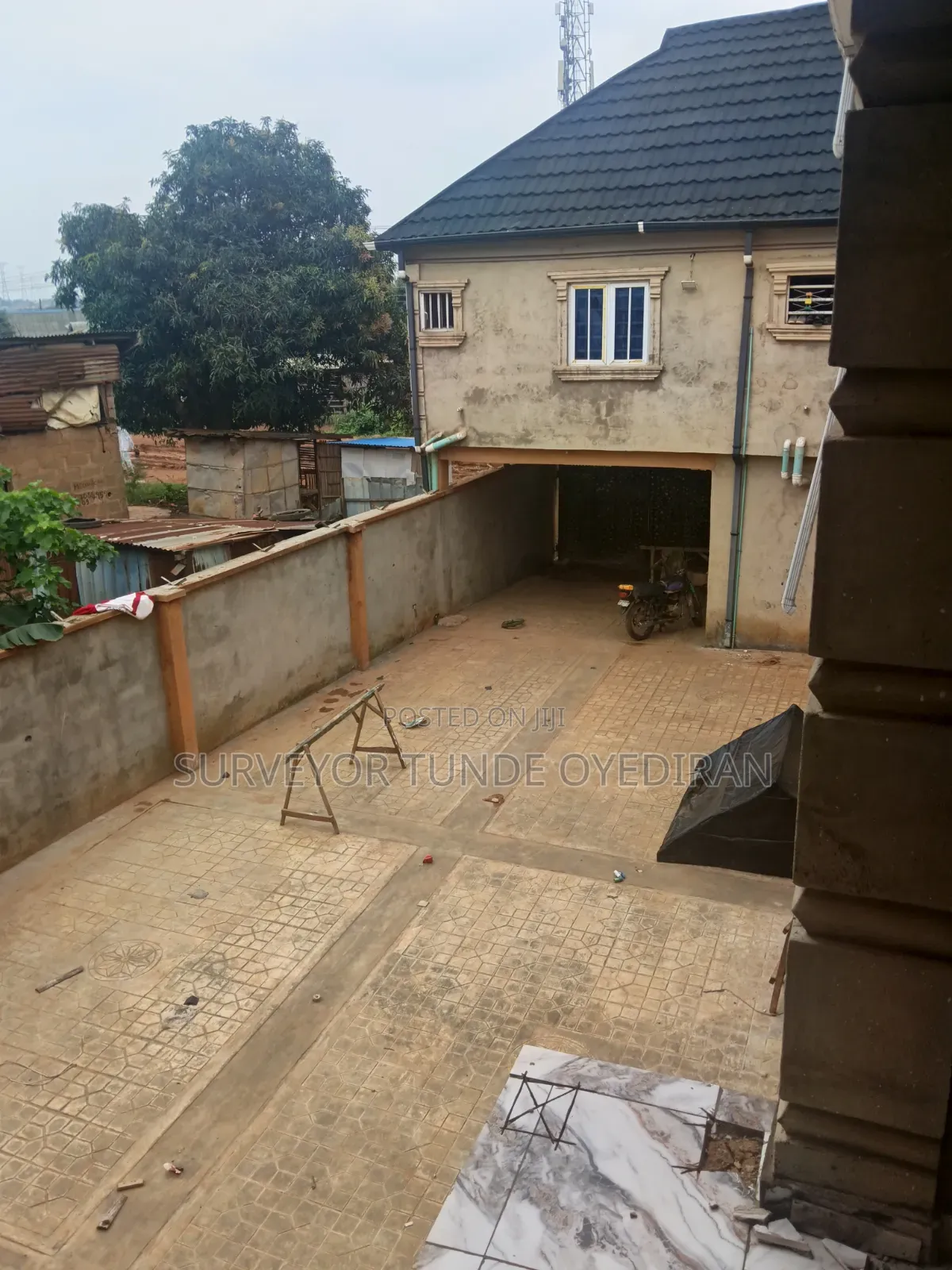 Mini Flat in Agric for rent