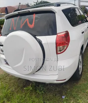 Toyota RAV4 2.4 2008 White
