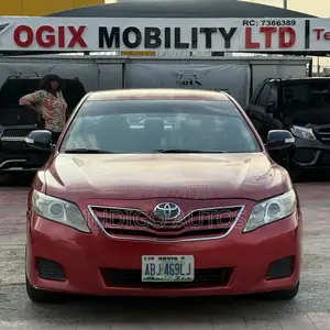 Toyota Camry LE 4dr Sedan (2.5L 4cyl 6AM) 2010 Red