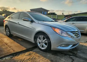 Hyundai Sonata 2012 Silver