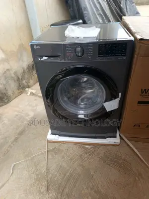 LG 10.5kg Family Size Washing Machine