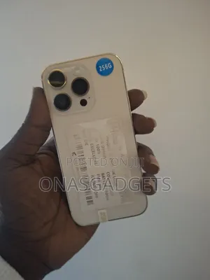 Apple iPhone 14 Pro 256 GB Gold