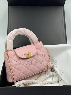 Pink Quilted Luxury Handbag With Gold Chain
