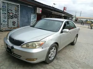 Toyota Camry 2002 Silver