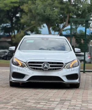 Mercedes-Benz E350 2014 Silver