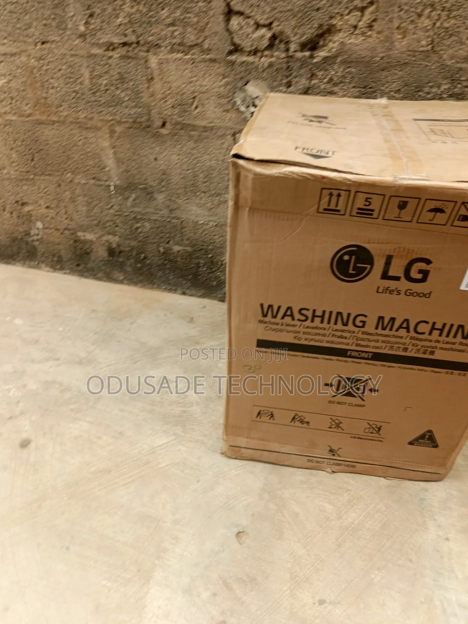 LG 10.5kg Front Load Automatic Washer