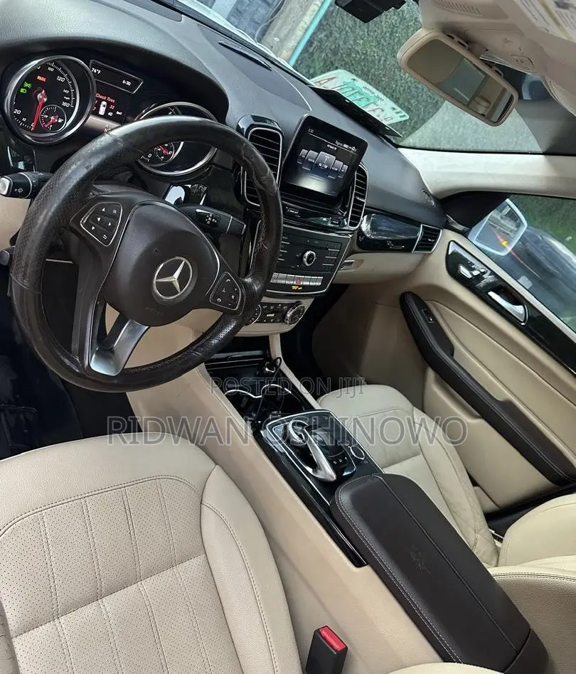Mercedes-Benz GLE-Class 2016 White