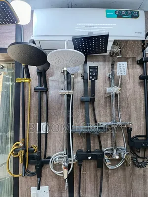 Black/Chrome Surface Shower