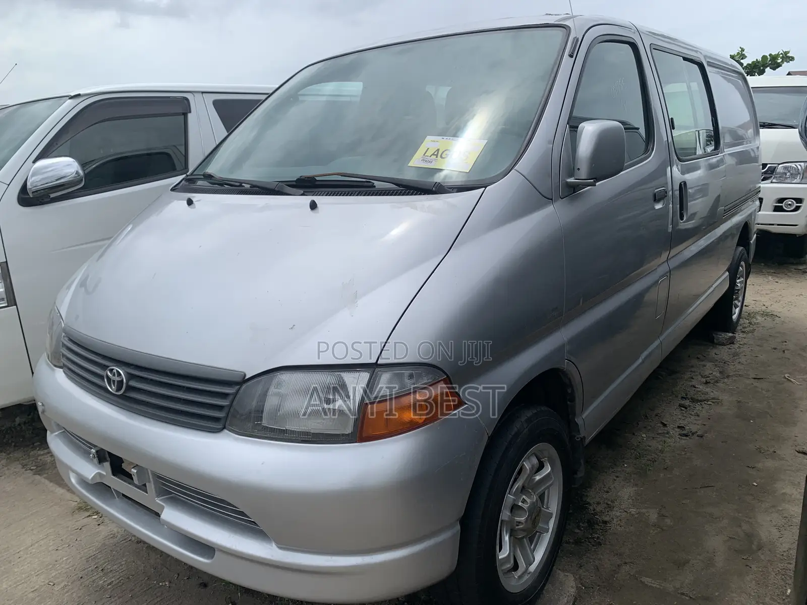 Toyota HiAce 2004 Silver
