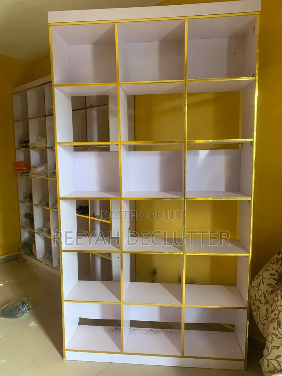 WhiteShelf