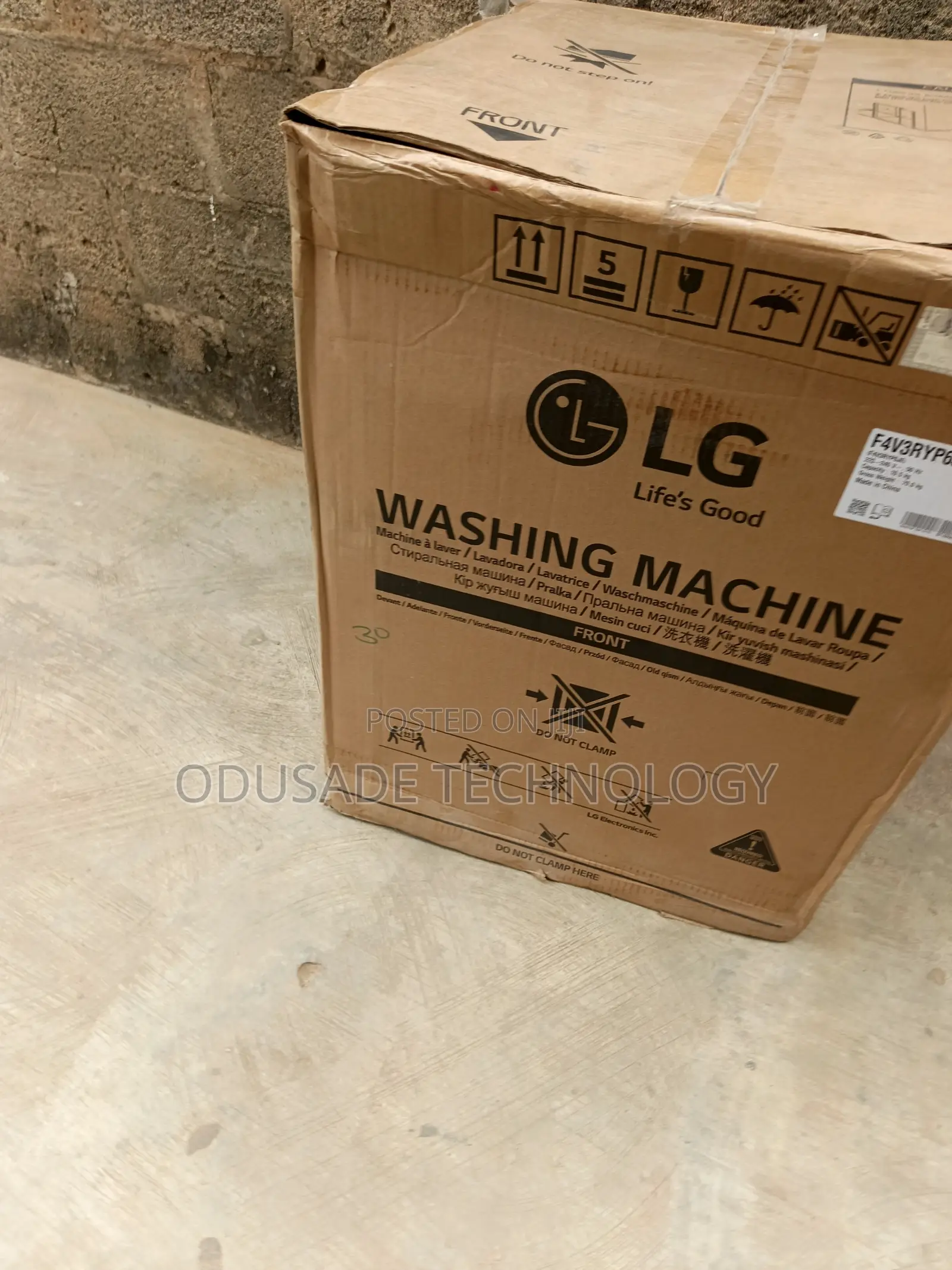 Automatic LG 10.5kg Advanced Washing Machine