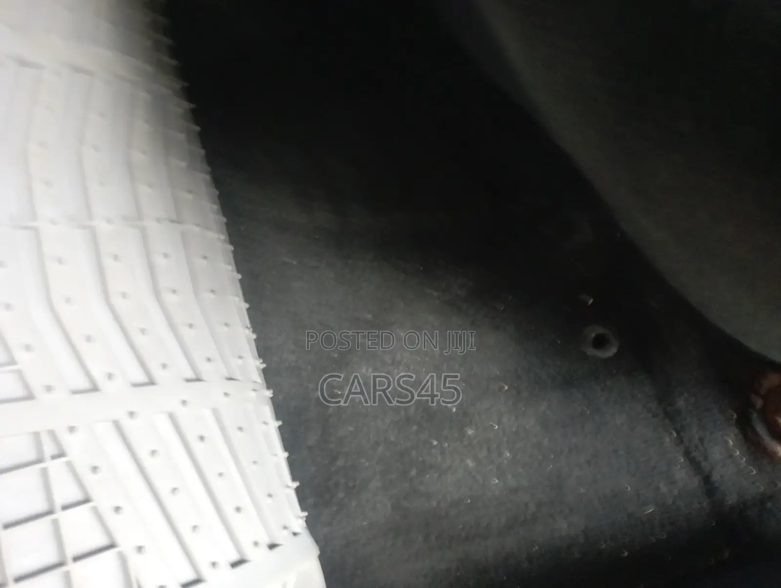 Nissan Rogue 2011 Silver