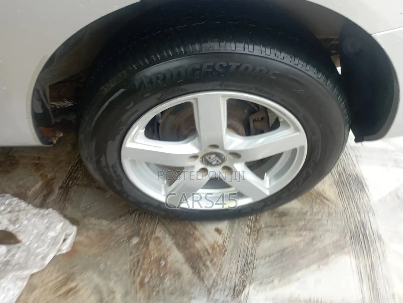 Nissan Rogue 2011 Silver