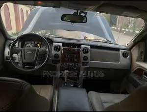 Ford F-150 Lariat 2011 Black