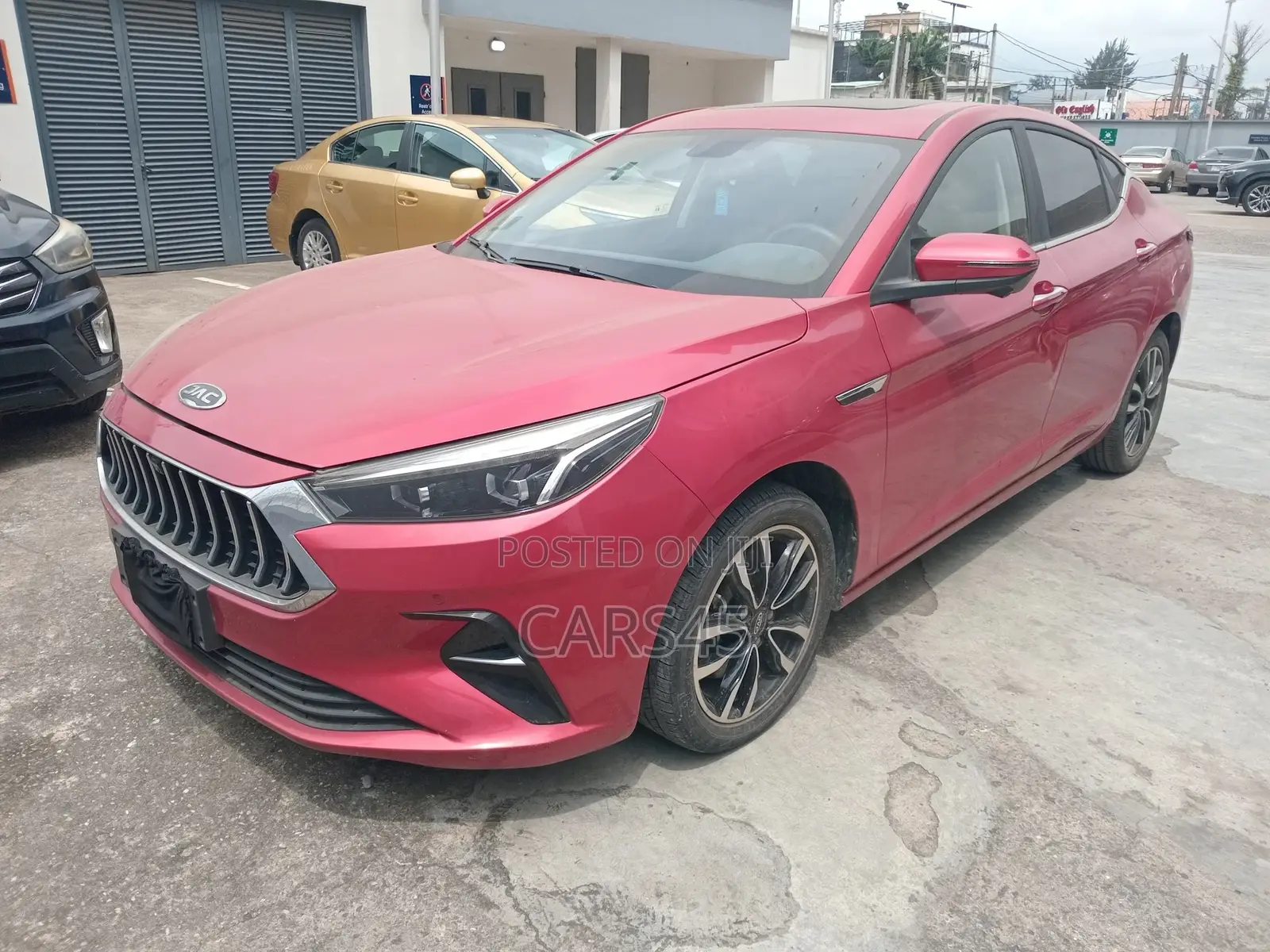 JAC J7 2022 Red