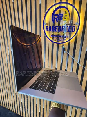 Laptop Apple MacBook 2017 16GB Intel Core i7 SSD 512GB