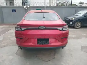 JAC J7 2022 Red