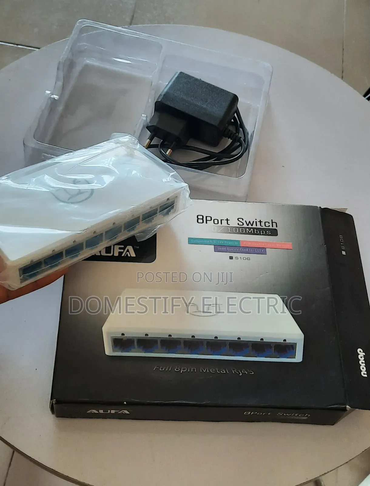 8-Port Network Switch