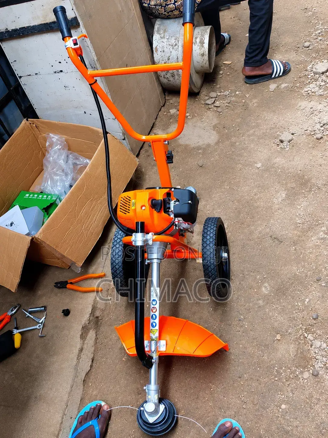 Wheel Brush Cutter