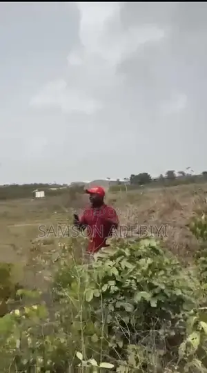 Buy&Build Land for Sale at Gidi EstateBesideGovernment CollegeKetu EPE