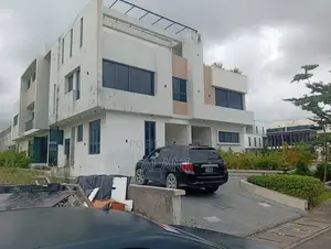 4bdrm Duplex in Cowrie Creek Estate, Ikate for sale
