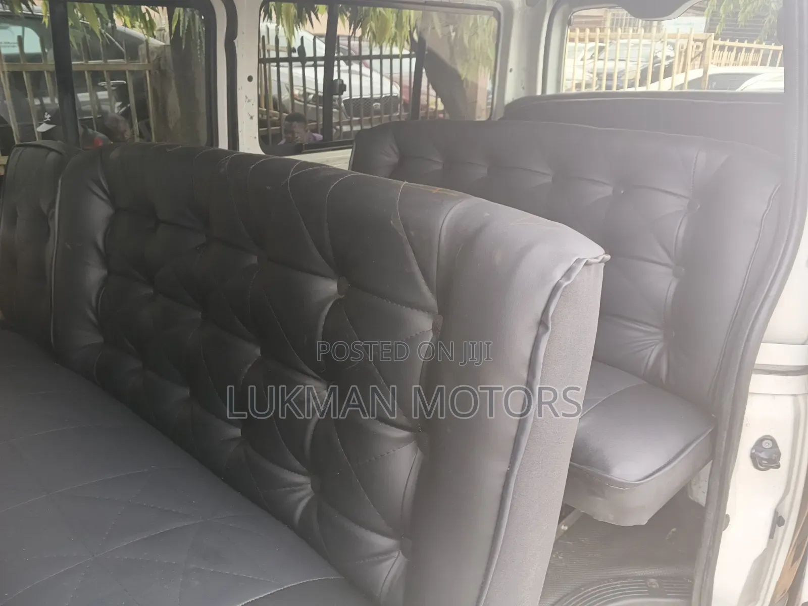 Toyota HiAce 2014 White
