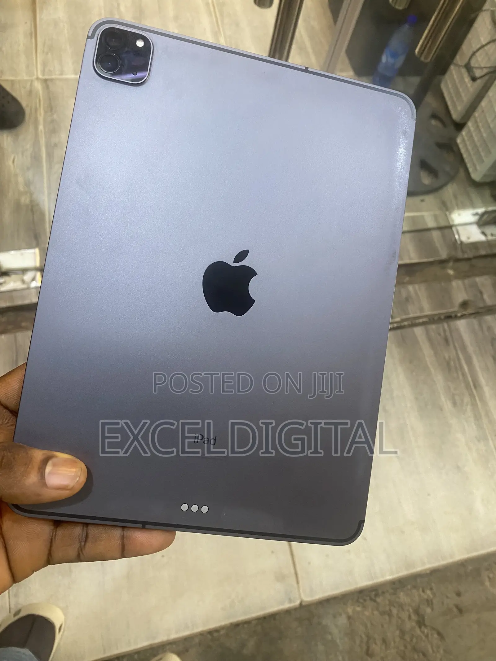 Apple iPad Pro 11 (2020) 256 GB Gray
