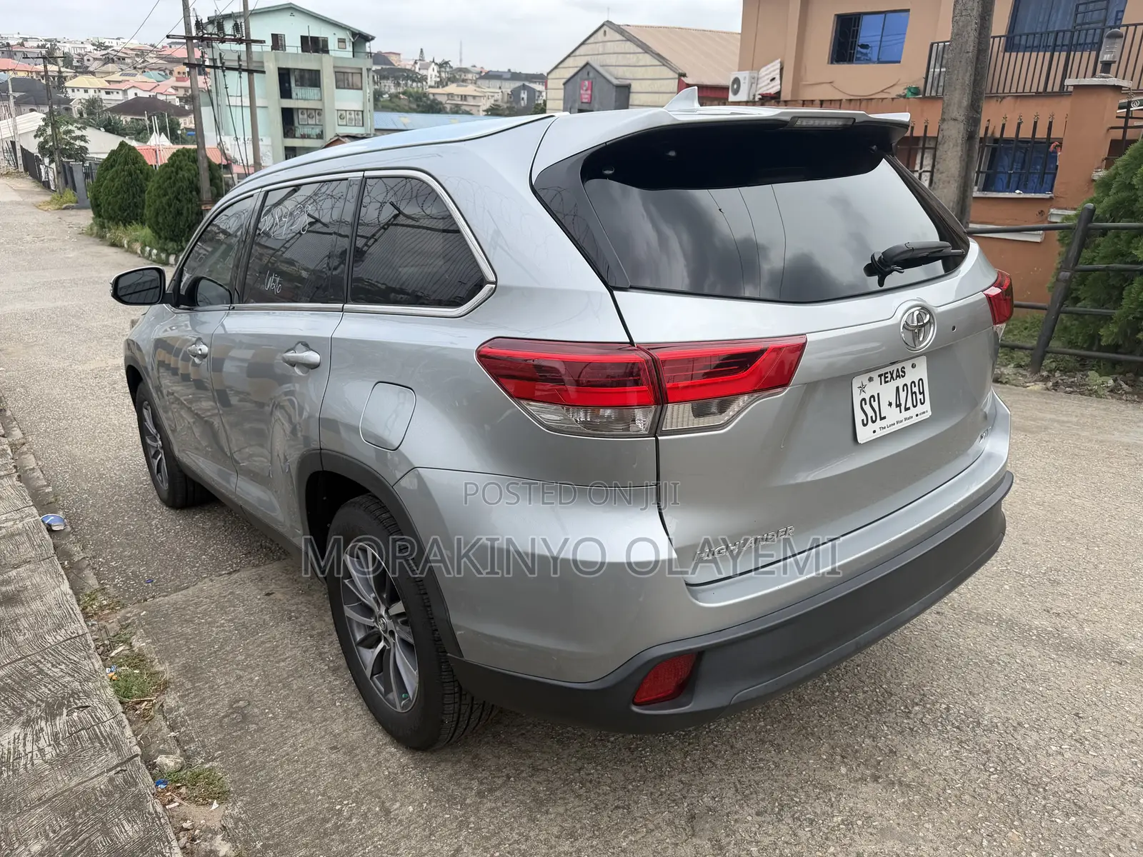 Toyota Highlander XLE 2019 Silver