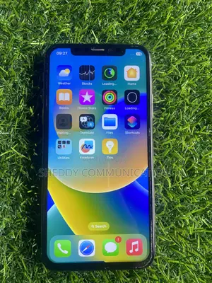 Apple iPhone X 64 GB White