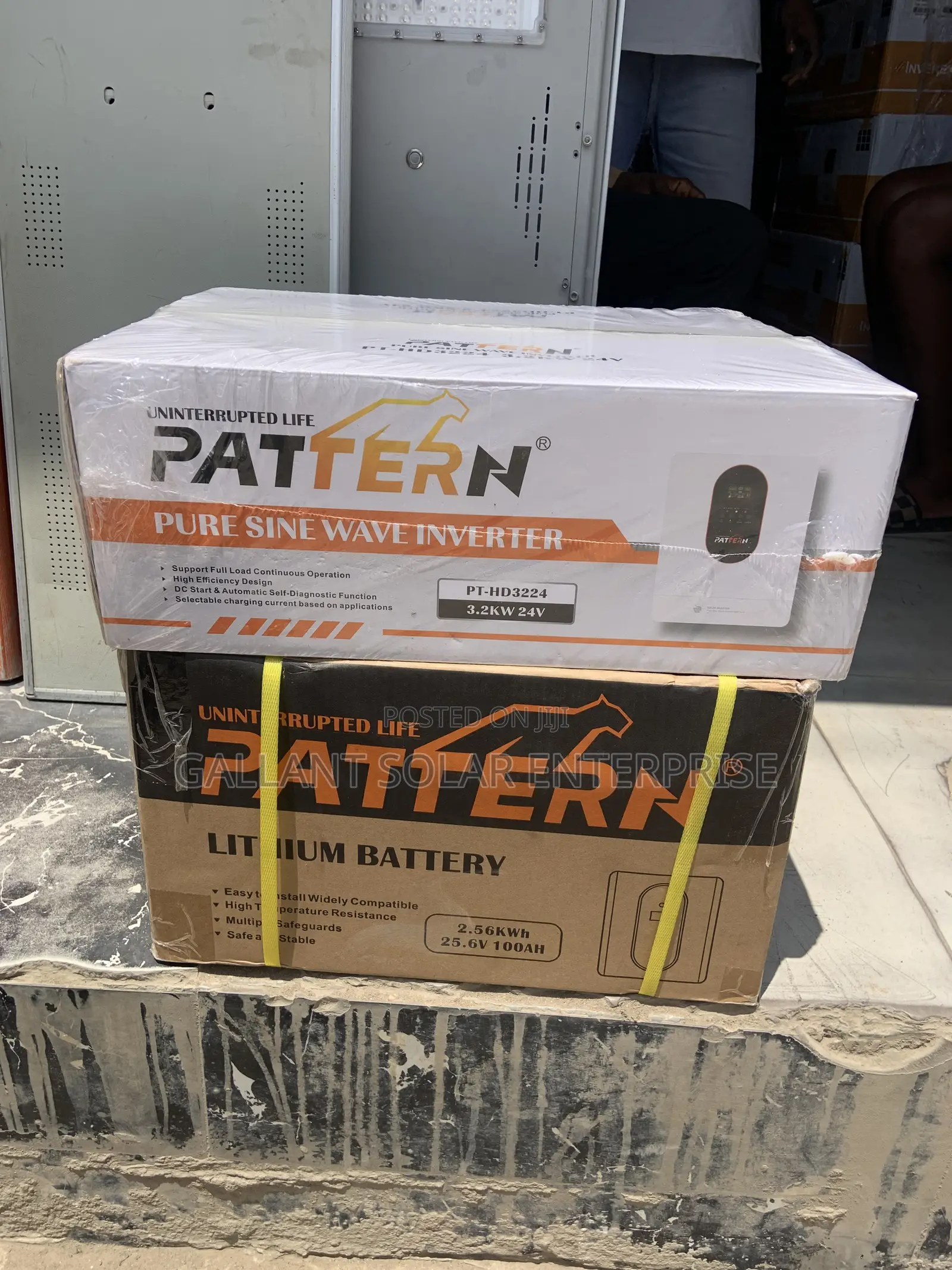 PATTERN 2.5kwh X 3.2kva Inverter 24v