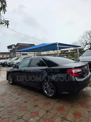 Toyota Camry SE 4dr Sedan (2.5L 4cyl 6A) 2013 Black