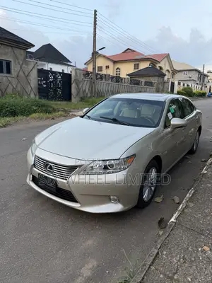 Lexus ES 350 FWD 2013 Gold