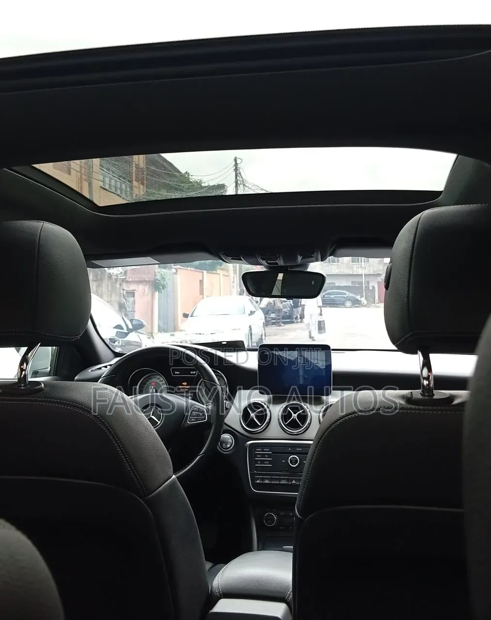 Mercedes-Benz GLA 250 2017 Silver