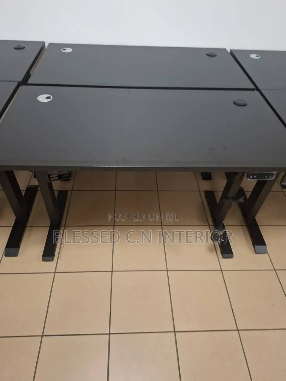 Adjustment Table 1.6meter,25m Thickness