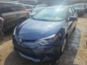 Toyota Corolla LE Plus 4dr Sedan (1.8L 4cyl CVT) 2014 Blue