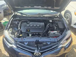 Toyota Corolla LE Plus 4dr Sedan (1.8L 4cyl CVT) 2014 Blue