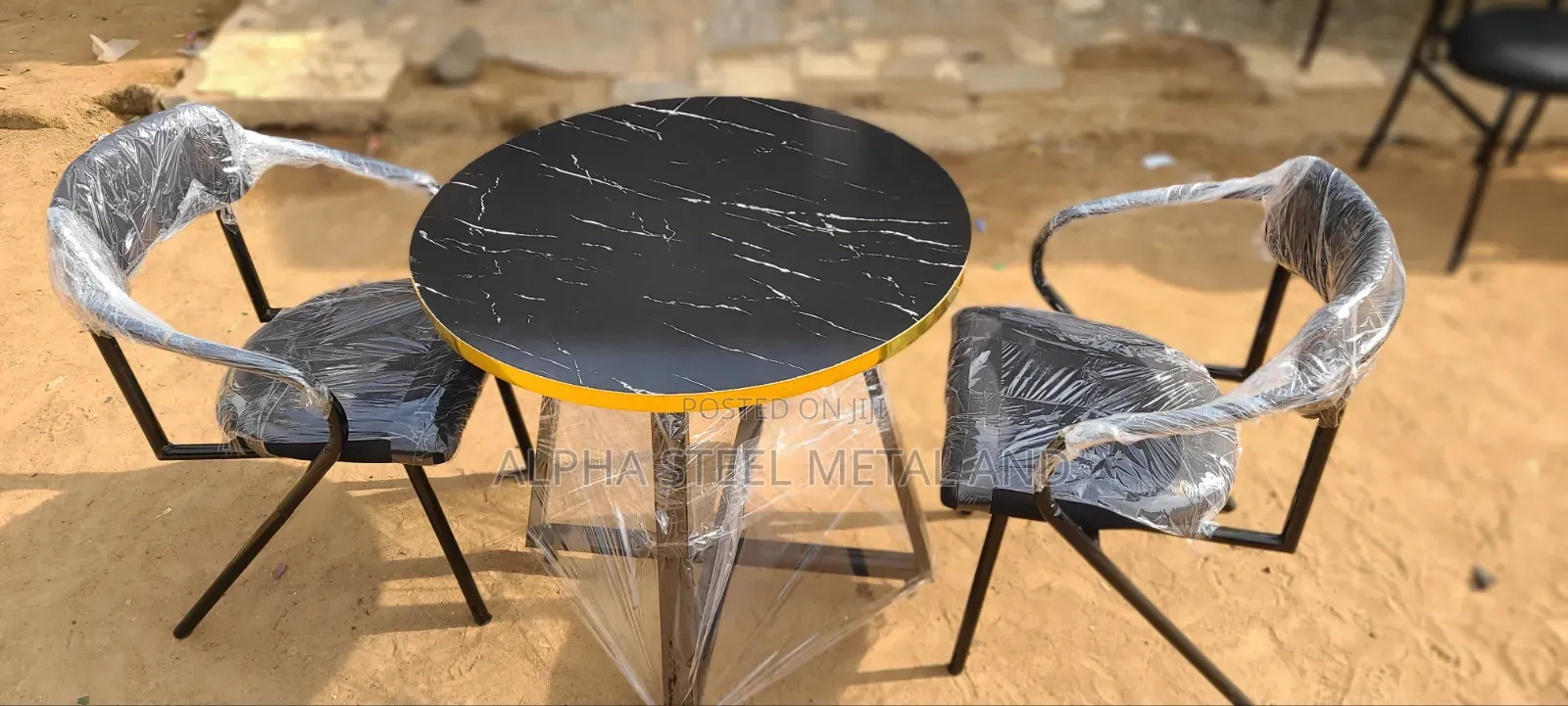 Dinning Table With Two Chairs