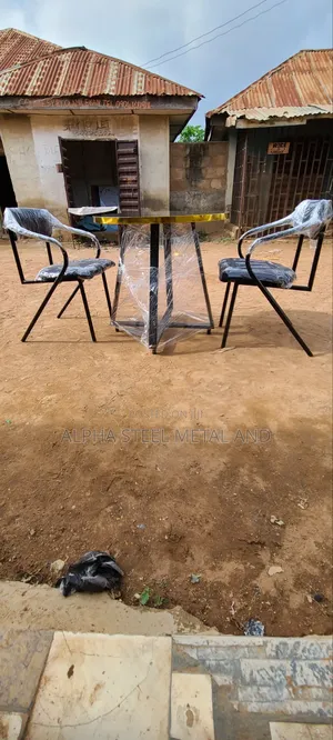 Dinning Table With Two Chairs