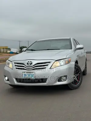 Toyota Camry LE 4dr Sedan (2.4L 4cyl 5A) 2008 Silver