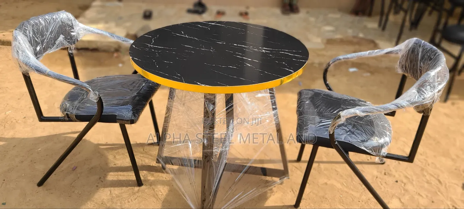 Dinning Table With Two Chairs