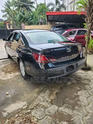 Toyota Avalon 2008 Black