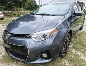 Toyota Corolla 2015 Gray