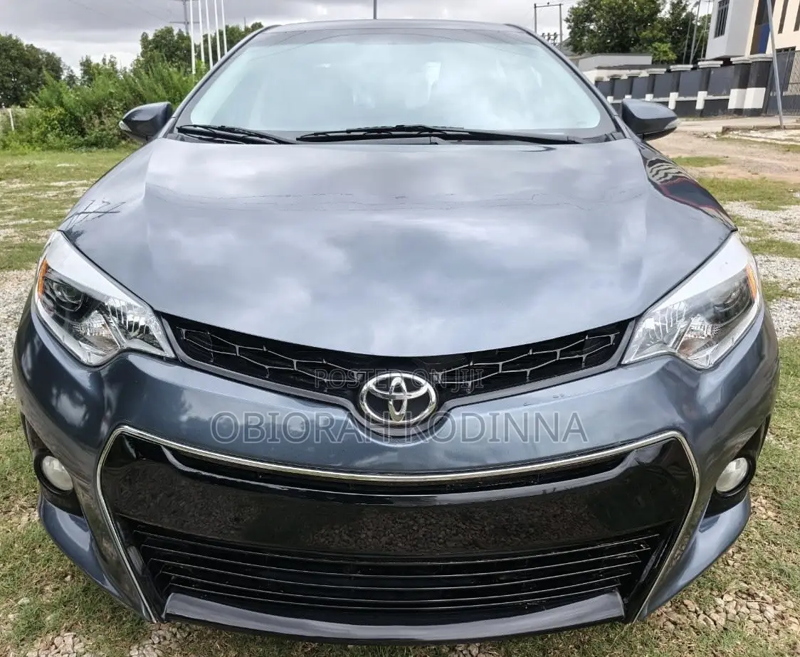 Toyota Corolla 2015 Gray
